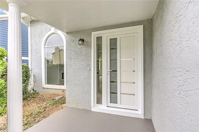 1039 Boardwalk Drive, Lawrenceville, GA 30044