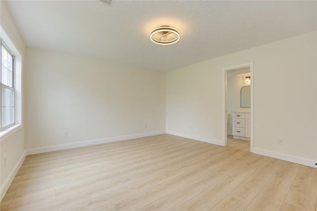 1039 Boardwalk Drive, Lawrenceville, GA 30044