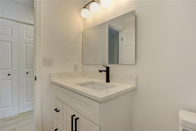 1039 Boardwalk Drive, Lawrenceville, GA 30044