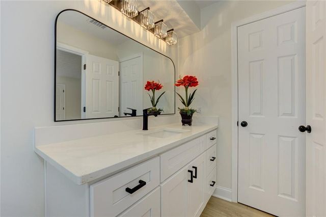 1039 Boardwalk Drive, Lawrenceville, GA 30044