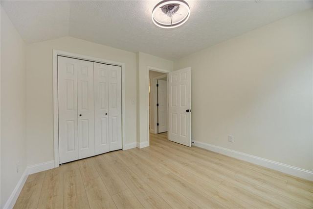 1039 Boardwalk Drive, Lawrenceville, GA 30044