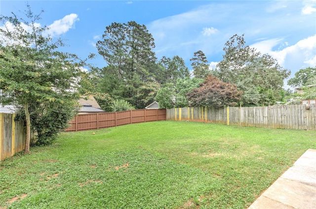1039 Boardwalk Drive, Lawrenceville, GA 30044