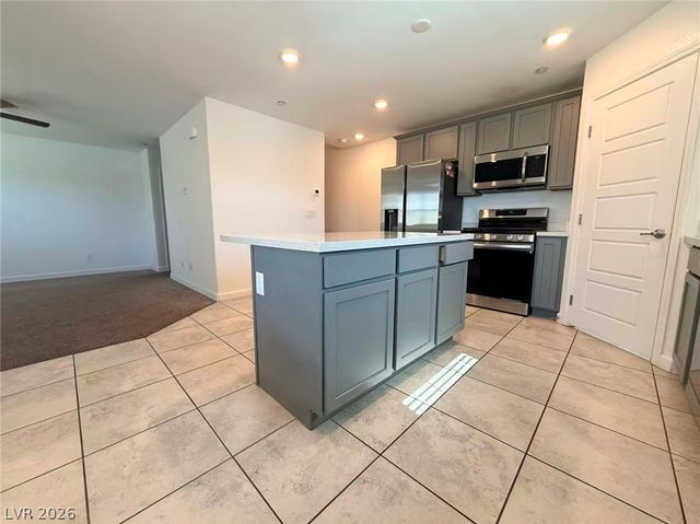 699 Pickled Pepper Place, Henderson, NV 89011