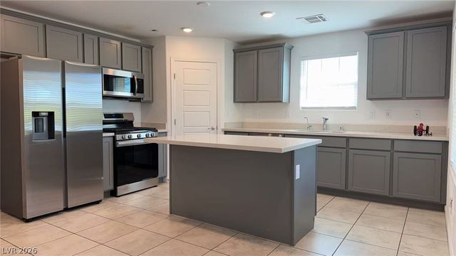 699 Pickled Pepper Place, Henderson, NV 89011