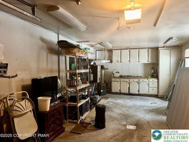 59 Chestnut Road, Kidder Twp, PA 18624