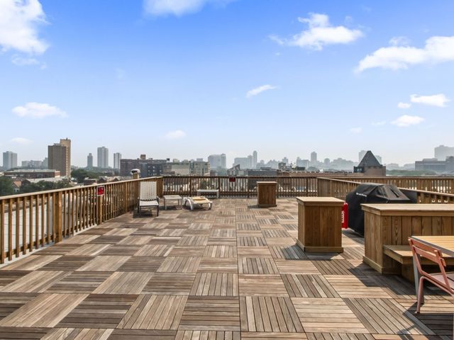 3150 N Sheffield Avenue 606, Chicago, IL 60657