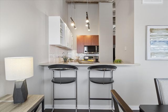 3150 N Sheffield Avenue 606, Chicago, IL 60657