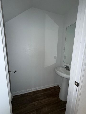 509 Riverdale DR, Jarrell, TX 76537