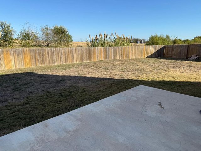 509 Riverdale DR, Jarrell, TX 76537