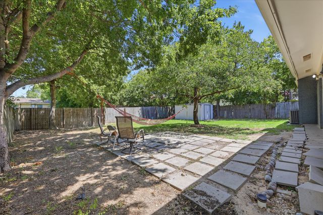 2715 Cary Drive, Mesquite, TX 75150