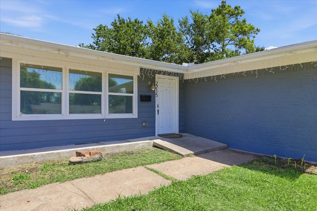 2715 Cary Drive, Mesquite, TX 75150