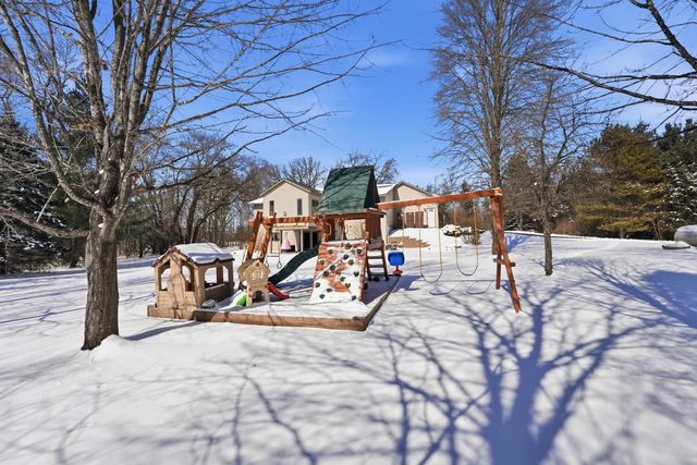 320 1st Avenue W, Burtrum, MN 56318