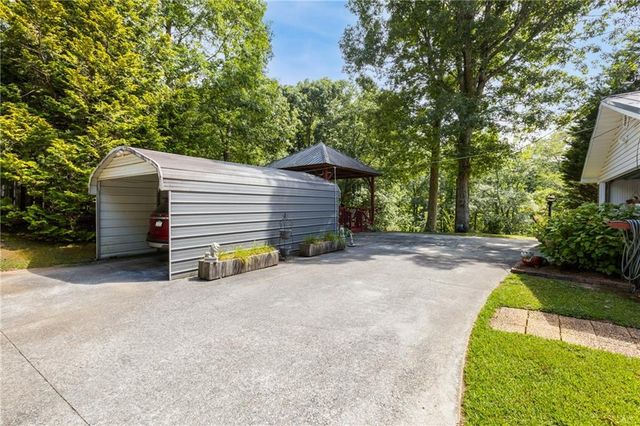 273 Sewell Road, Bremen, GA 30110