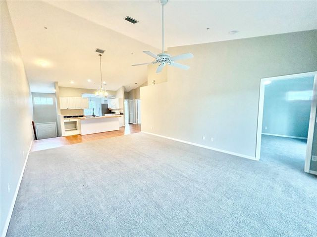 6554 FAIRWAY GARDENS DRIVE 6554, Bradenton, FL 34203
