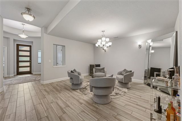933 Vista Lane, Desoto, TX 75115