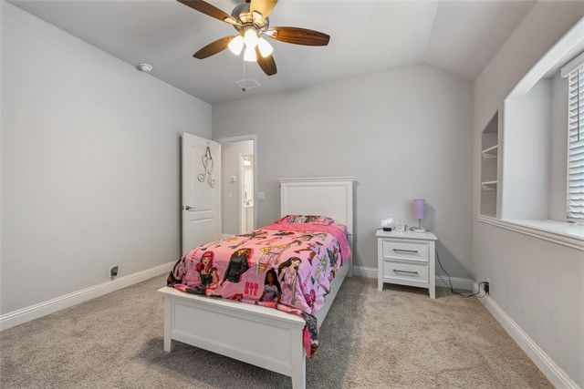 933 Vista Lane, Desoto, TX 75115