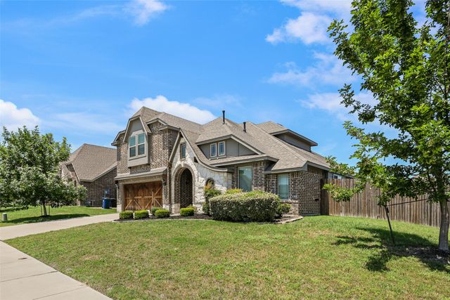 933 Vista Lane, Desoto, TX 75115