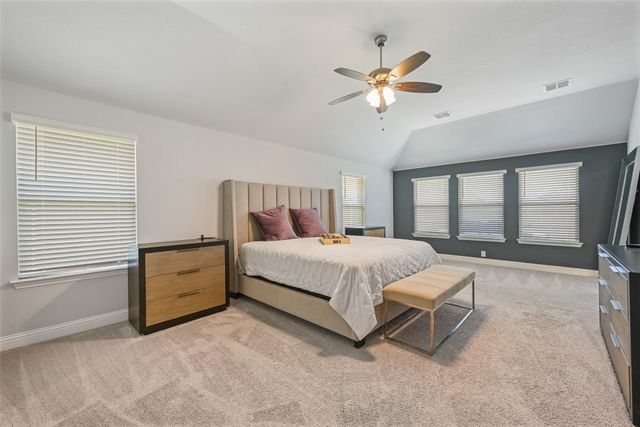 933 Vista Lane, Desoto, TX 75115