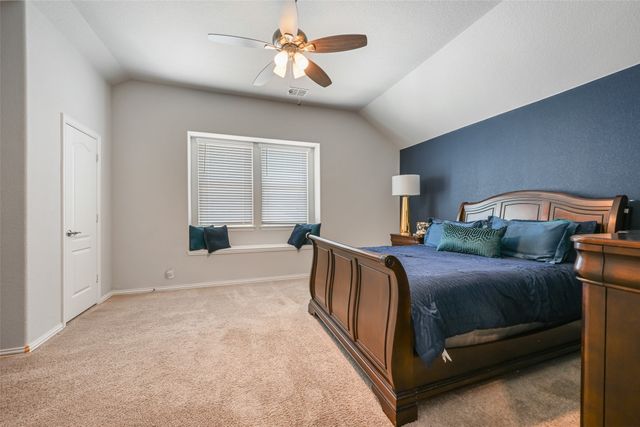 933 Vista Lane, Desoto, TX 75115