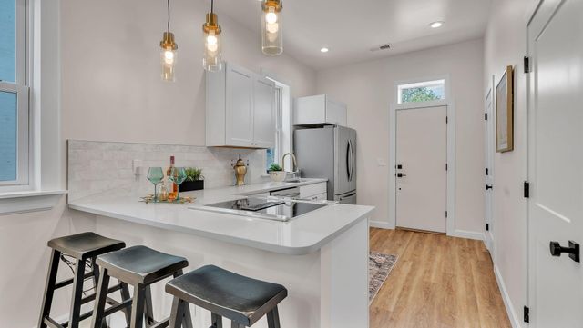 415 Arno Street SE, Albuquerque, NM 87102