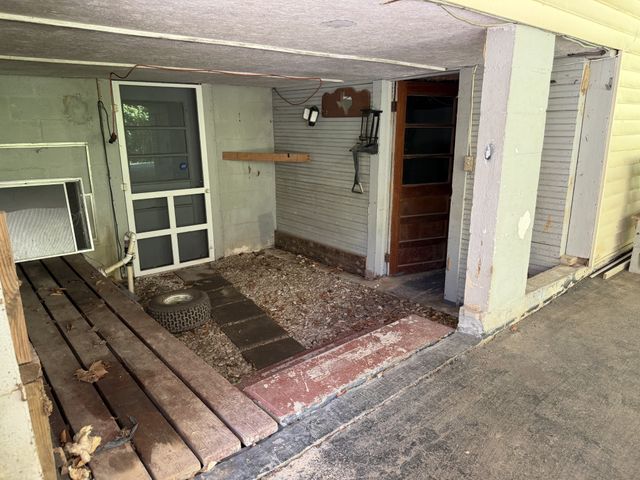 804 W Main St, Mcminnville, TN 37110