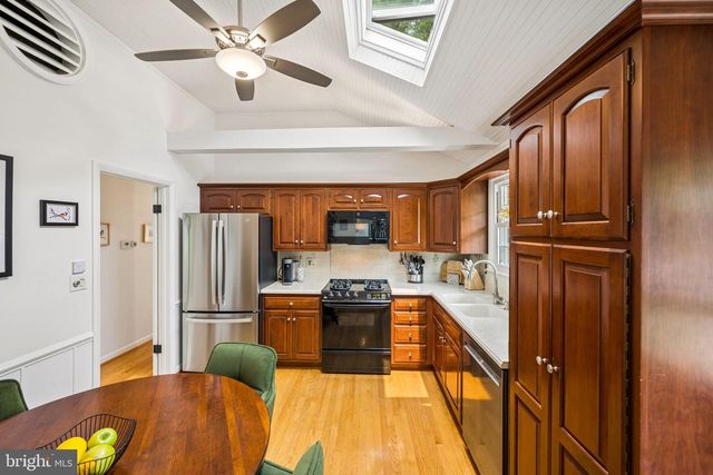 10173 GREEN CLOVER DR, Ellicott City, MD 21042