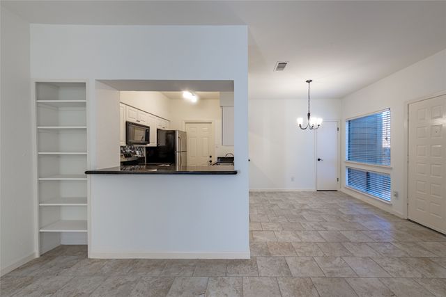 5616 Preston Oaks Road 503, Dallas, TX 75254