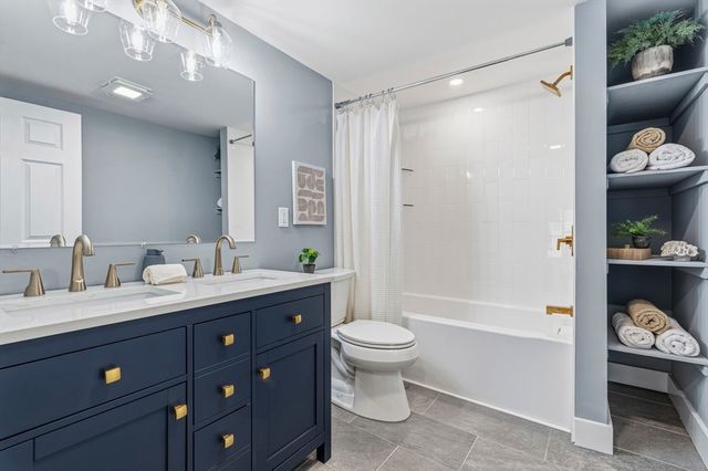 8 Hammatt St 2, Ipswich, MA 01938