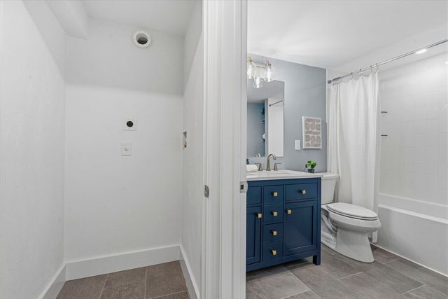 8 Hammatt St 2, Ipswich, MA 01938