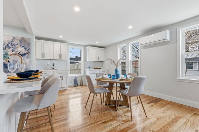 8 Hammatt St 2, Ipswich, MA 01938