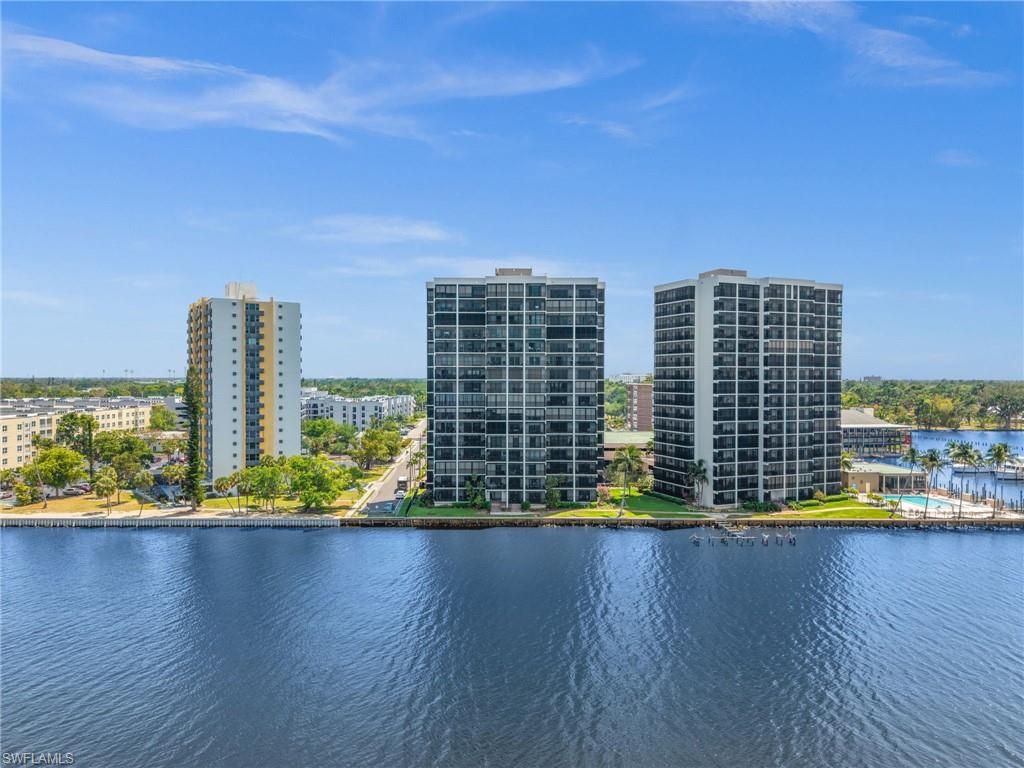 1900 Virginia AVE 902, FORT MYERS, FL 33901 — exterior