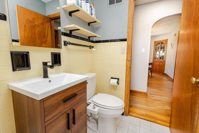 3045 N 84th STREET, Milwaukee, WI 53222