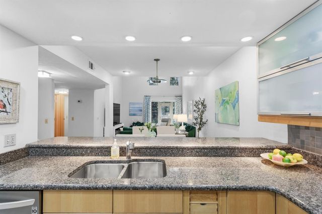 239 NW 48TH BOULEVARD, Gainesville, FL 32607