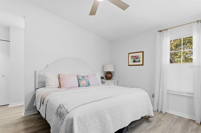 239 NW 48TH BOULEVARD, Gainesville, FL 32607