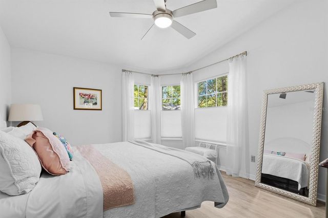 239 NW 48TH BOULEVARD, Gainesville, FL 32607