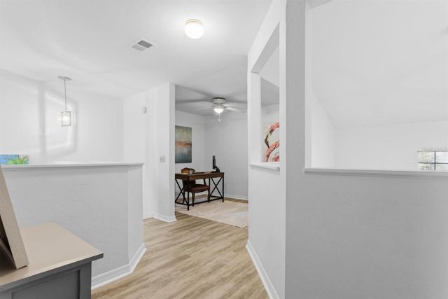 239 NW 48TH BOULEVARD, Gainesville, FL 32607