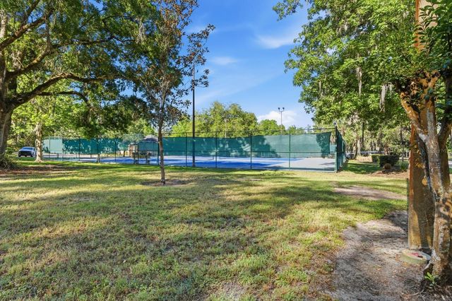 239 NW 48TH BOULEVARD, Gainesville, FL 32607