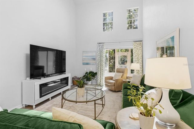 239 NW 48TH BOULEVARD, Gainesville, FL 32607