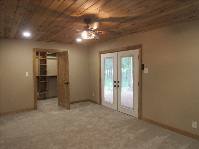 391 County Road 147, Gainesville, TX 76240
