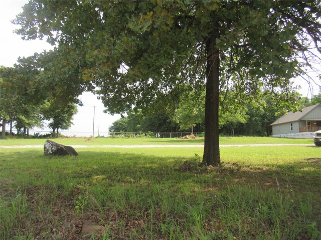 391 County Road 147, Gainesville, TX 76240