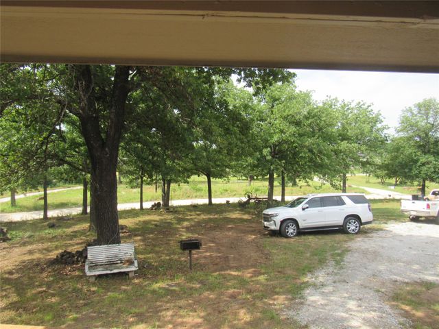 391 County Road 147, Gainesville, TX 76240