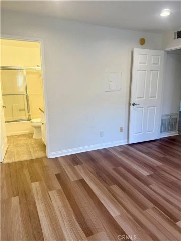 5515 Canoga 304, Woodland Hills, CA 91367