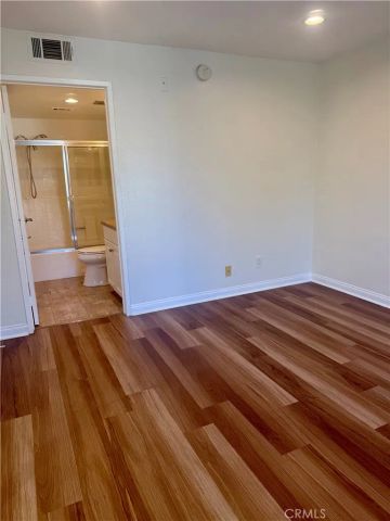 5515 Canoga 304, Woodland Hills, CA 91367