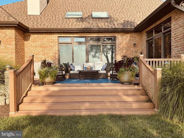 11610 BACHELORS HOPE CT, Issue, MD 20645