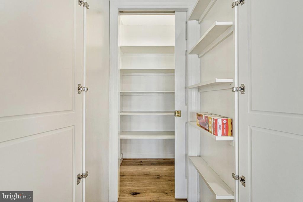 Image 22 of property listing at 11610 BACHELORS HOPE CT, Issue, MD 20645