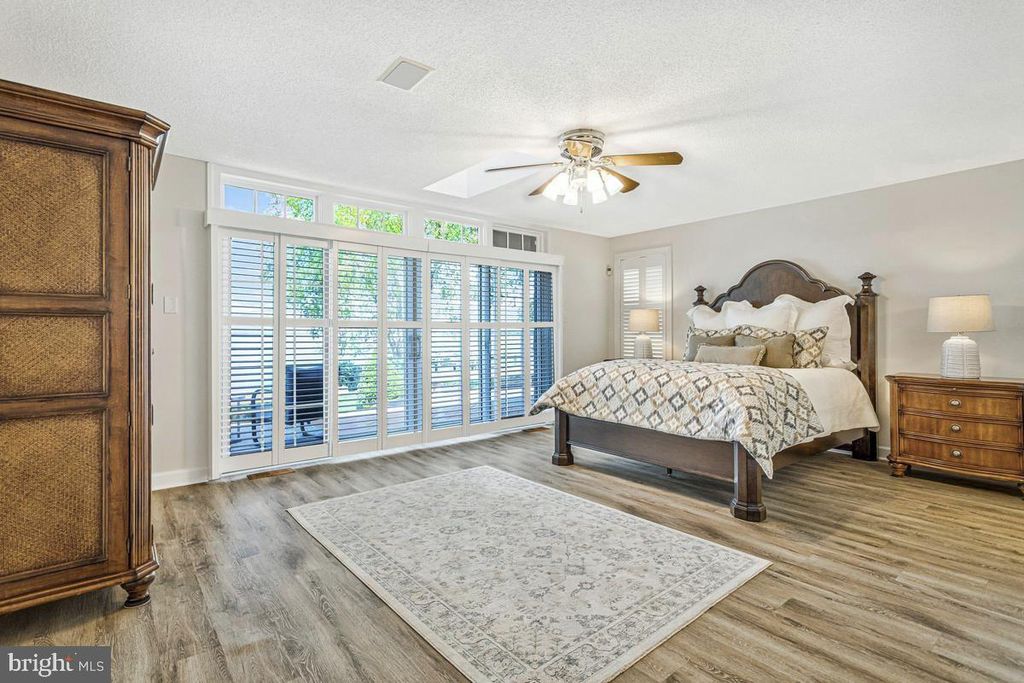 Image 28 of property listing at 11610 BACHELORS HOPE CT, Issue, MD 20645