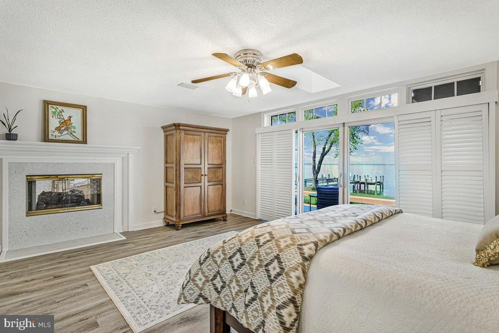 Image 29 of property listing at 11610 BACHELORS HOPE CT, Issue, MD 20645