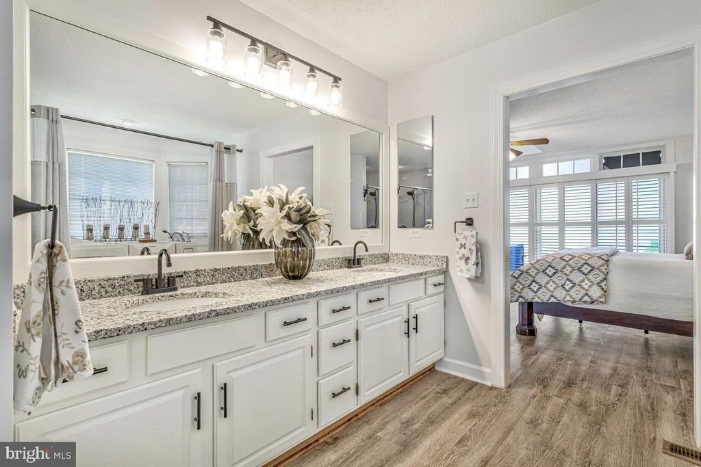 Image 31 of property listing at 11610 BACHELORS HOPE CT, Issue, MD 20645