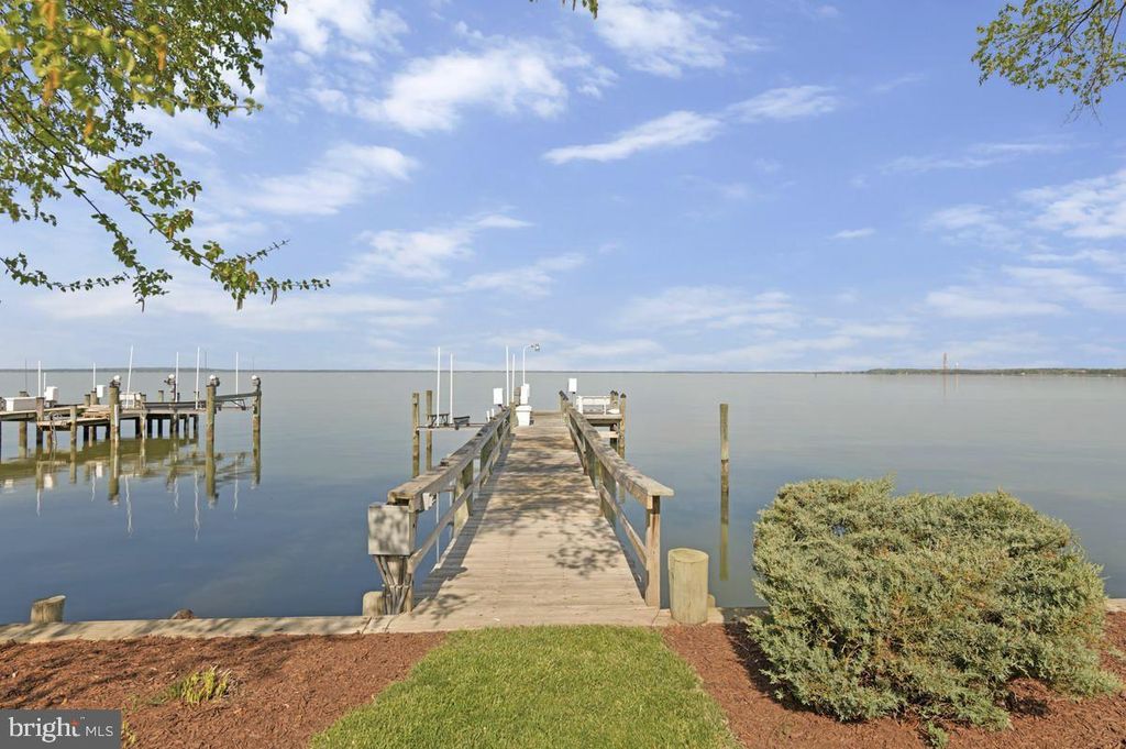 Image 41 of property listing at 11610 BACHELORS HOPE CT, Issue, MD 20645