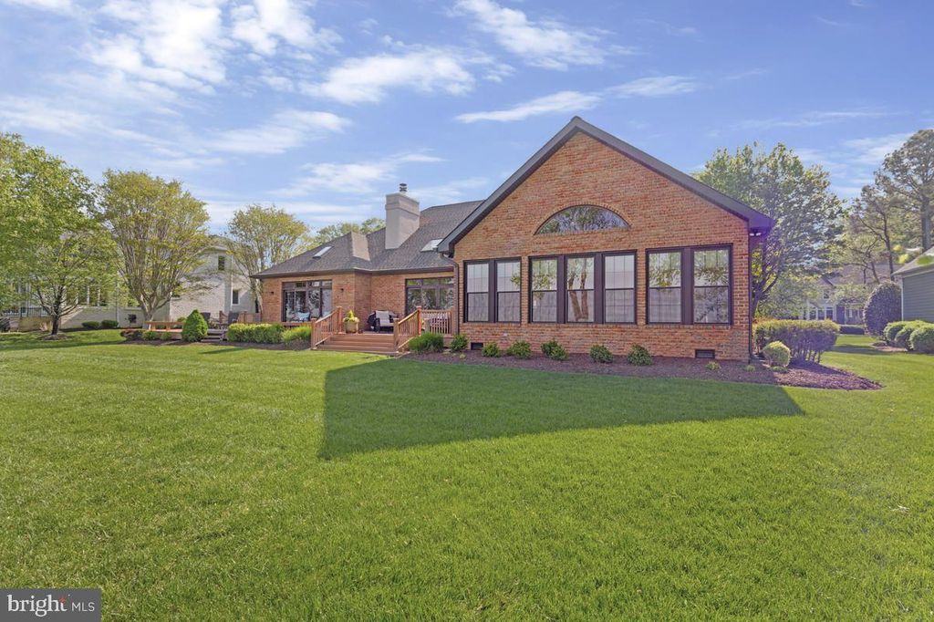 Image 44 of property listing at 11610 BACHELORS HOPE CT, Issue, MD 20645